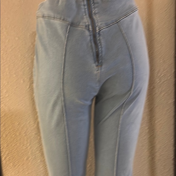 Chic Blue Flare Pants with High-Waist Design - Picture 6 of 11